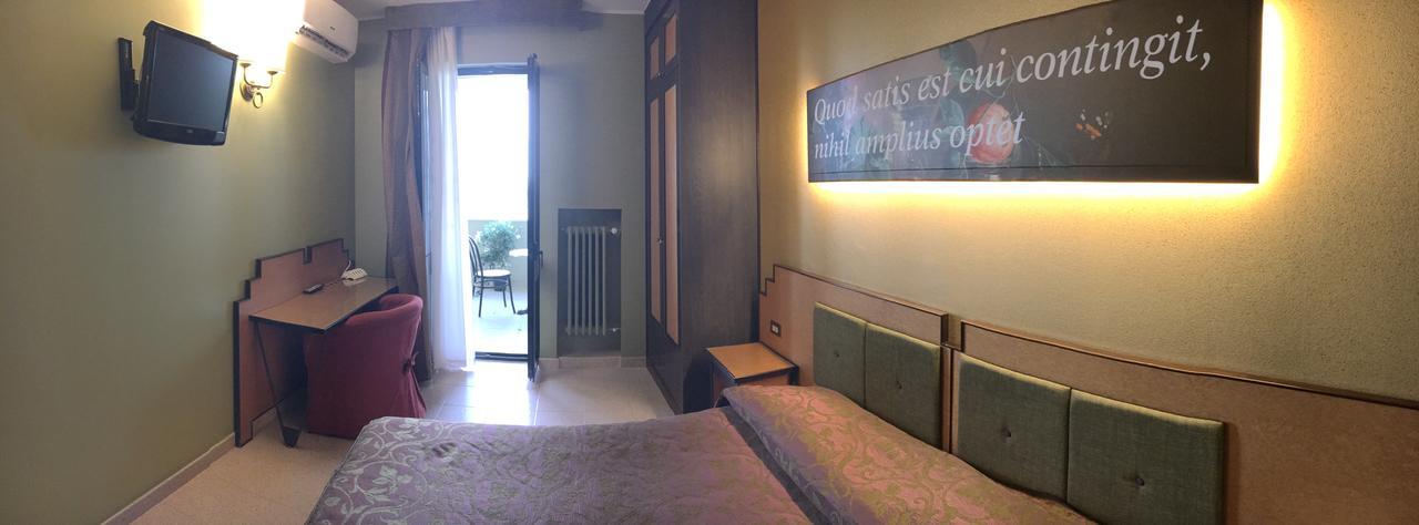 Hotel Orazio Venosa Dış mekan fotoğraf